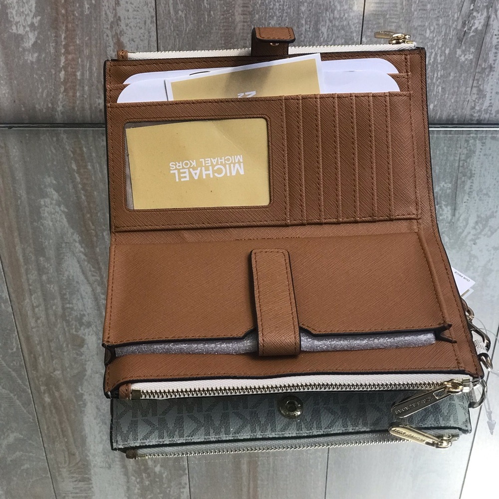 Michael Kors Set Abbey:Mid Backpack+Wallet Vanilla - Picture 7 of 8